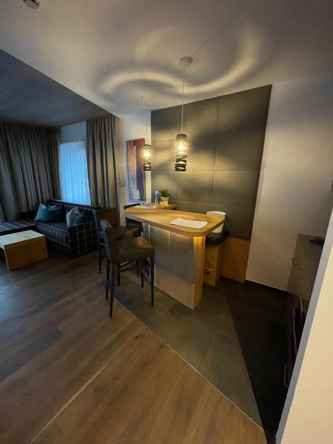 Apartament Haus Alt St. Anton St. Anton am Arlberg Zewnętrze zdjęcie